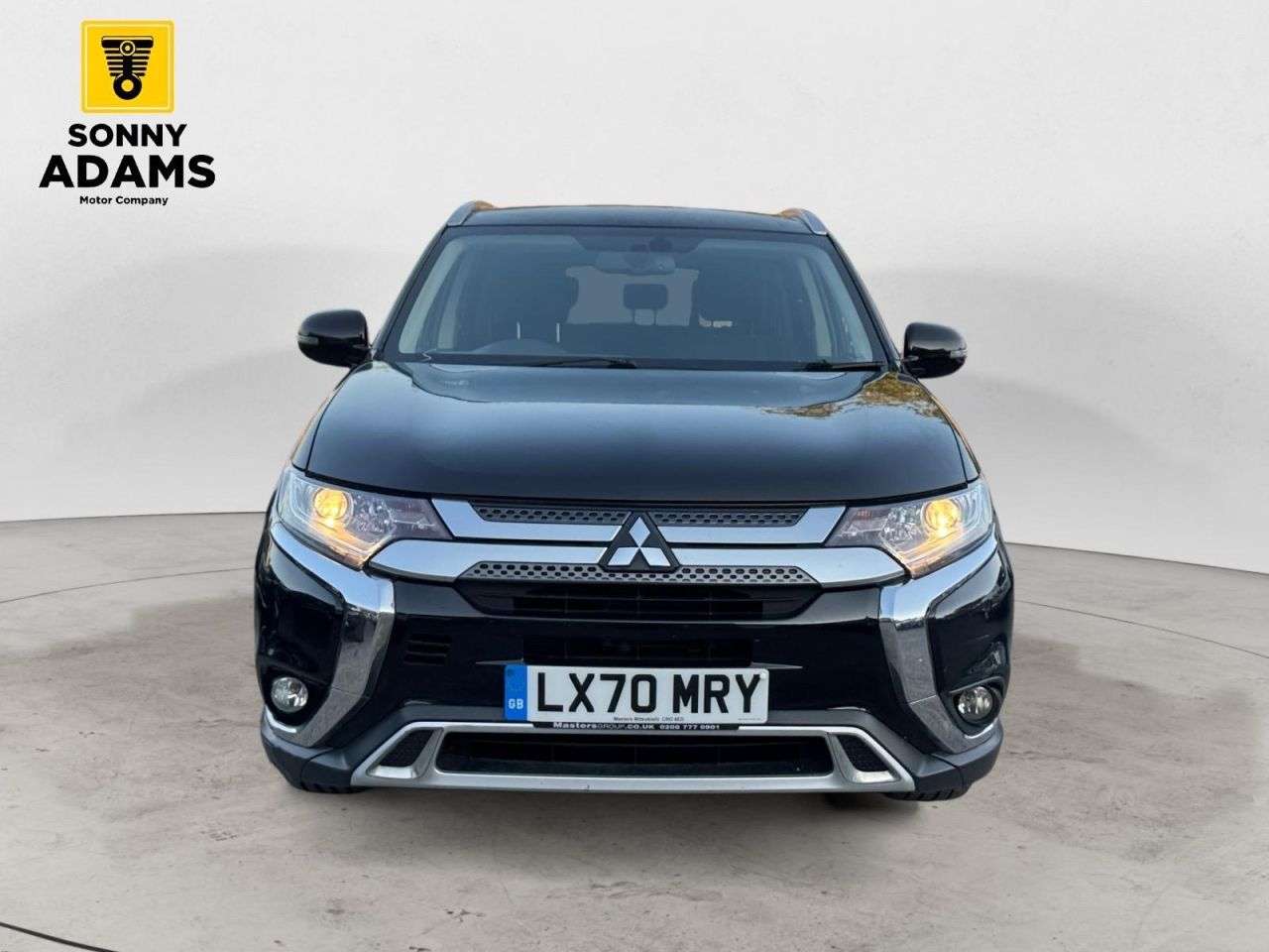 A 2020 MITSUBISHI OUTLANDER 2.0 MIVEC Design SUV 5dr Petrol CVT 4WD Euro 6 (s/s) (150 ps) A 2020 MITSUBISHI OUTLANDER 2.0 MIVEC Design SUV 5dr Petrol CVT 4WD Euro 6 (s/s) (150 ps)