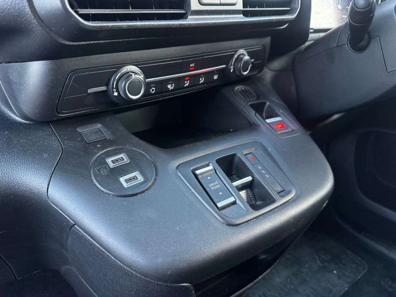 2024 VAUXHALL COMBO LIFE ELECTRIC 2024 VAUXHALL COMBO LIFE ELECTRIC