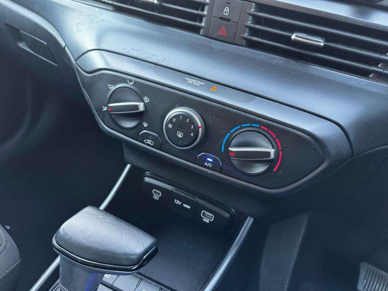 2024 HYUNDAI I20 2024 HYUNDAI I20