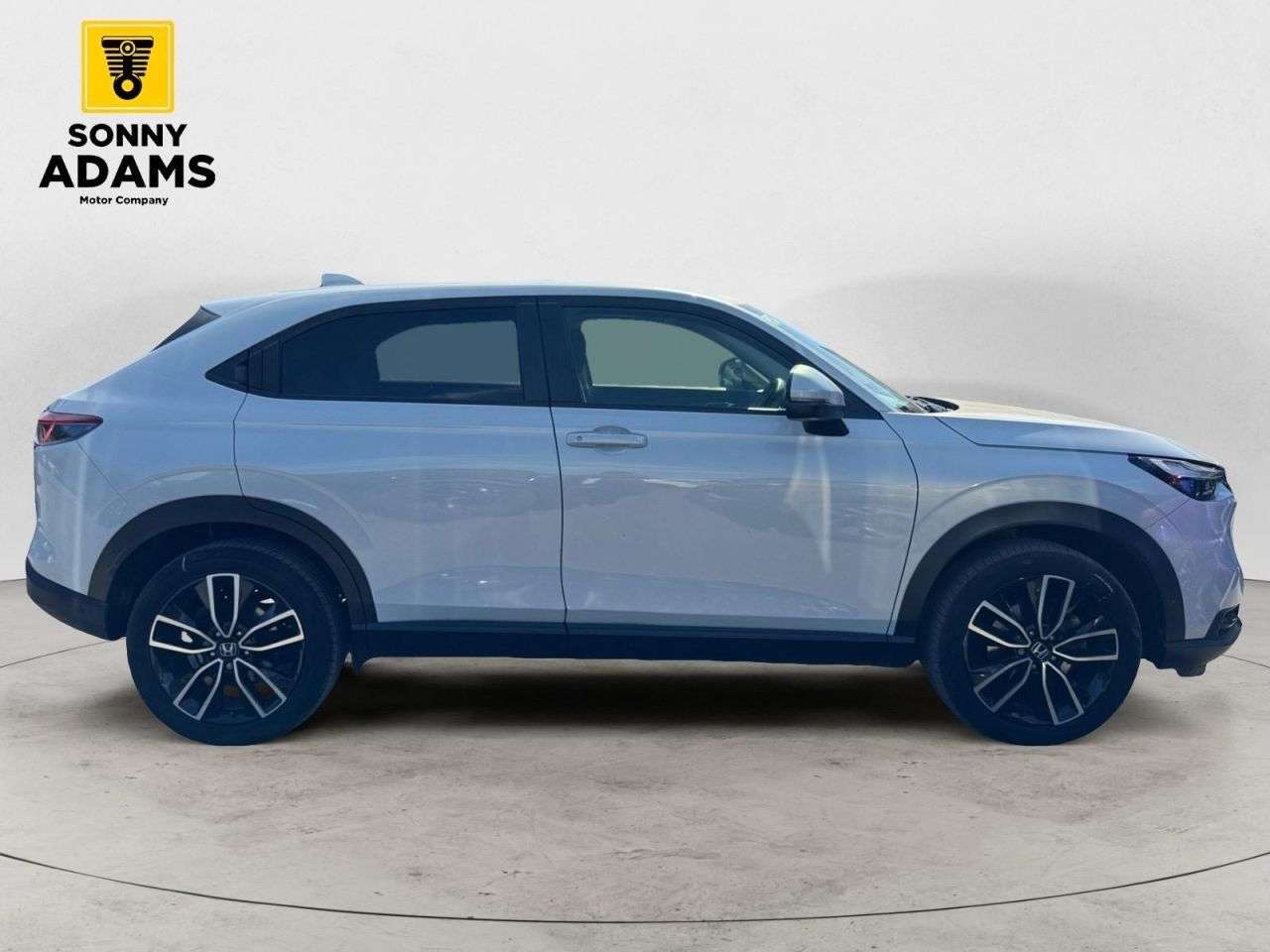 A 2024 HONDA HR-V 1.5 h i-MMD Elegance SUV 5dr Petrol Hybrid CVT Euro 6 (s/s) (131 ps) A 2024 HONDA HR-V 1.5 h i-MMD Elegance SUV 5dr Petrol Hybrid CVT Euro 6 (s/s) (131 ps)