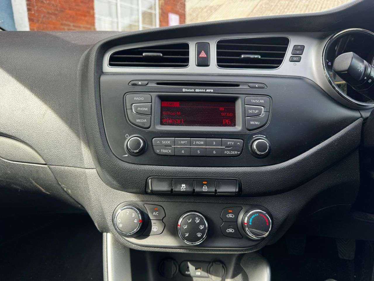 2014 KIA CEED 2014 KIA CEED