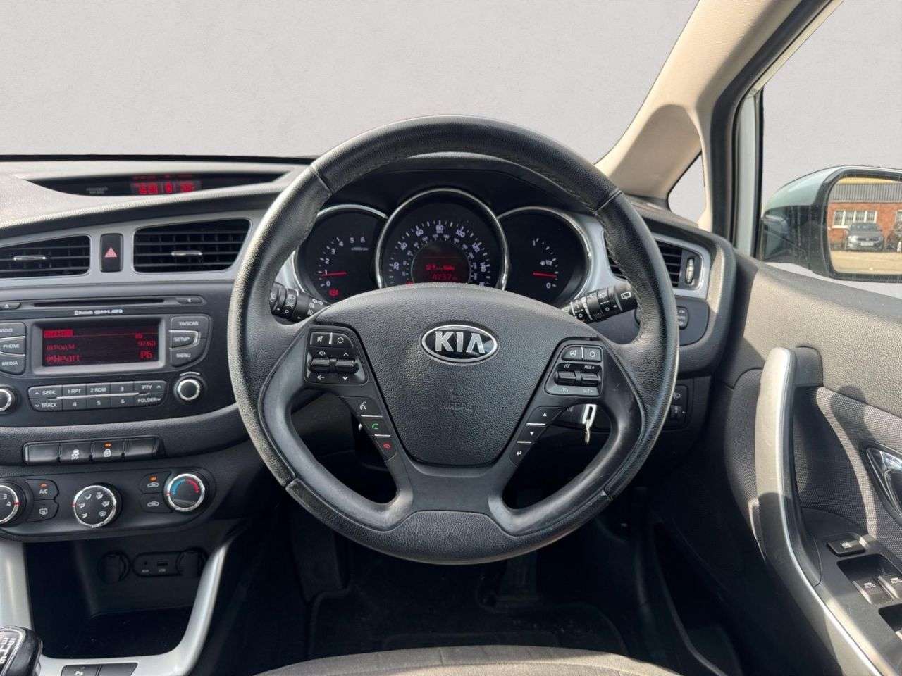 2014 KIA CEED 2014 KIA CEED