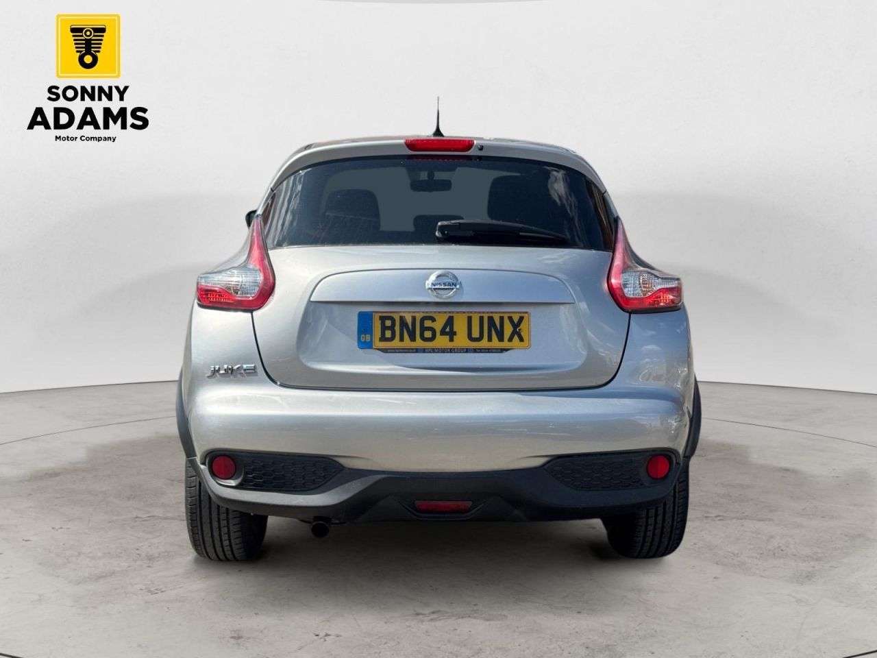 A 2014 NISSAN JUKE 1.2 DIG-T Acenta Premium SUV 5dr Petrol Manual 6Spd Euro 5 (s/s) (115 ps) A 2014 NISSAN JUKE 1.2 DIG-T Acenta Premium SUV 5dr Petrol Manual 6Spd Euro 5 (s/s) (115 ps)