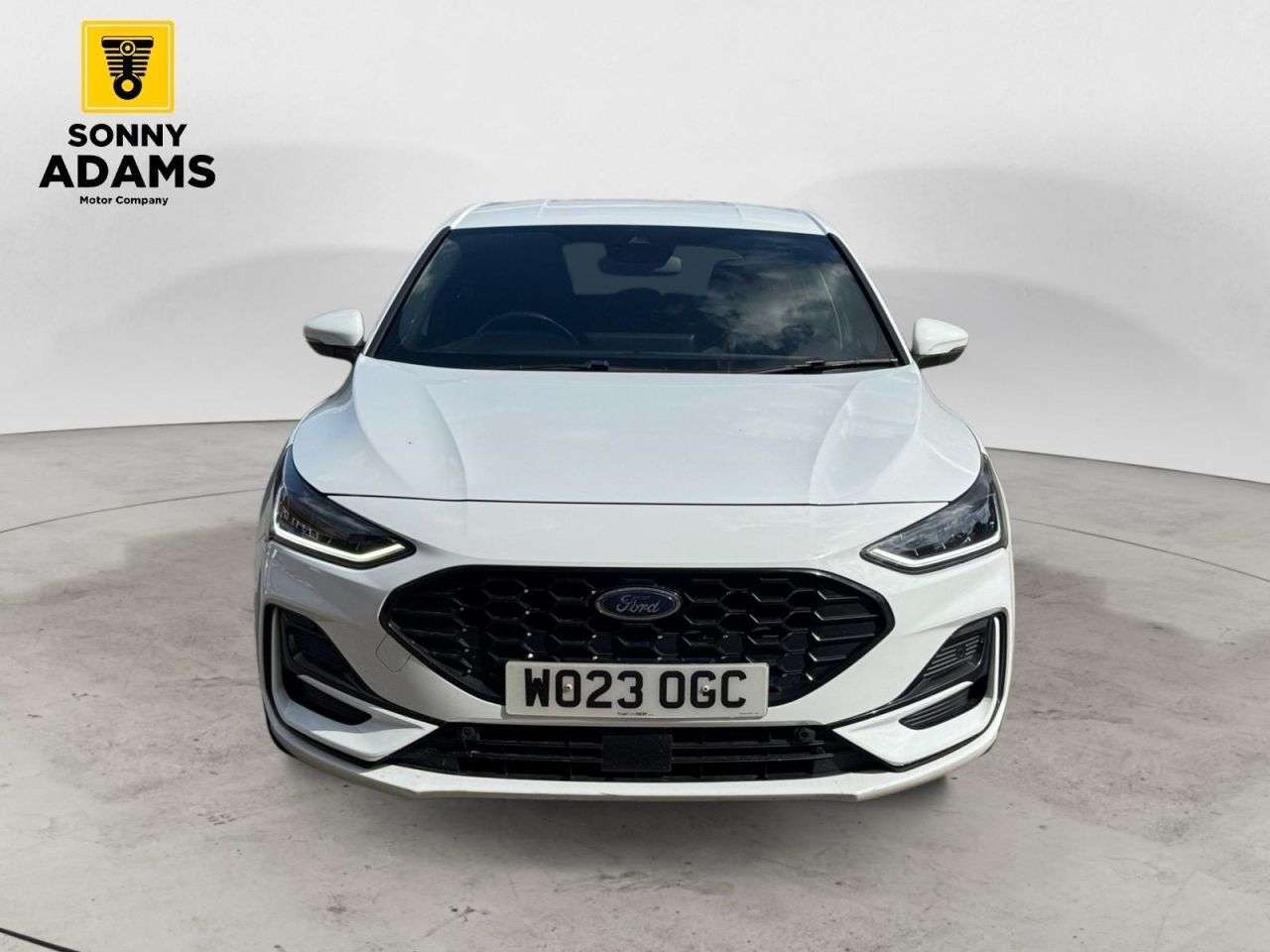A 2023 FORD FOCUS 1.0T EcoBoost MHEV ST-Line X Hatchback 5dr Petrol Hybrid DCT Euro 6 (s/s) ( A 2023 FORD FOCUS 1.0T EcoBoost MHEV ST-Line X Hatchback 5dr Petrol Hybrid DCT Euro 6 (s/s) (