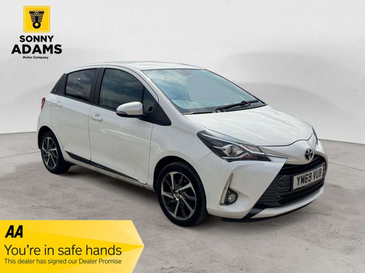A 2020 TOYOTA YARIS 1.5 VVT-i Y20 Hatchback 5dr Petrol Manual Euro 6 (111 ps) A 2020 TOYOTA YARIS 1.5 VVT-i Y20 Hatchback 5dr Petrol Manual Euro 6 (111 ps)