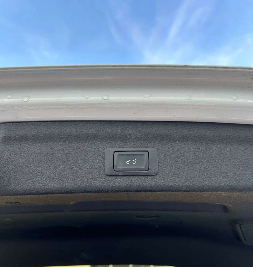 2021 AUDI Q3 2021 AUDI Q3