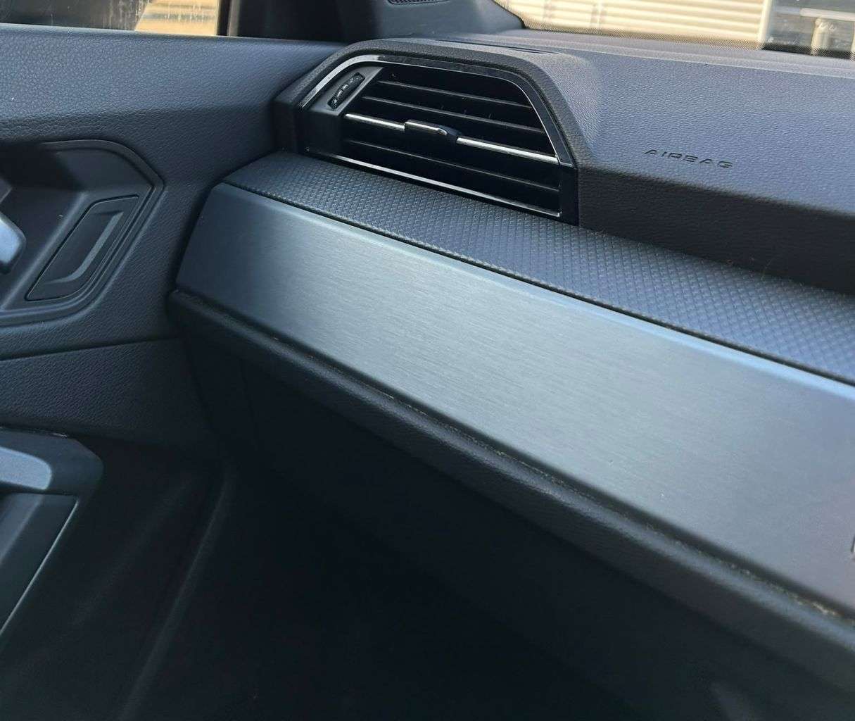 2021 AUDI Q3 2021 AUDI Q3
