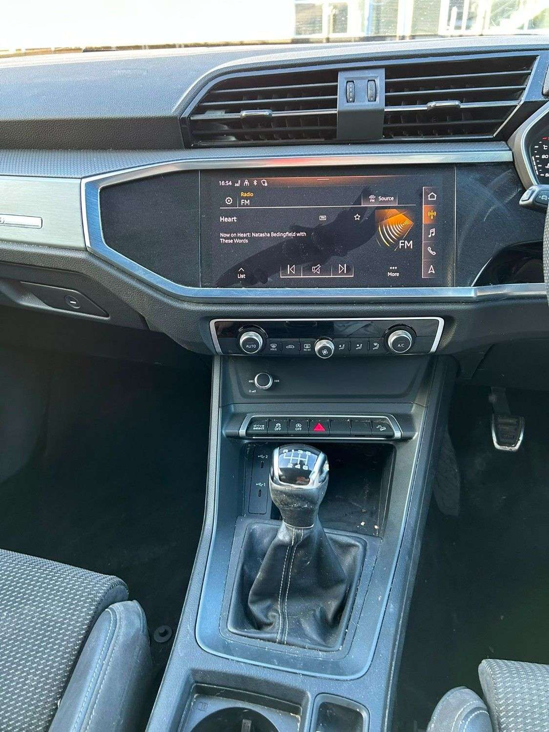 2021 AUDI Q3 2021 AUDI Q3