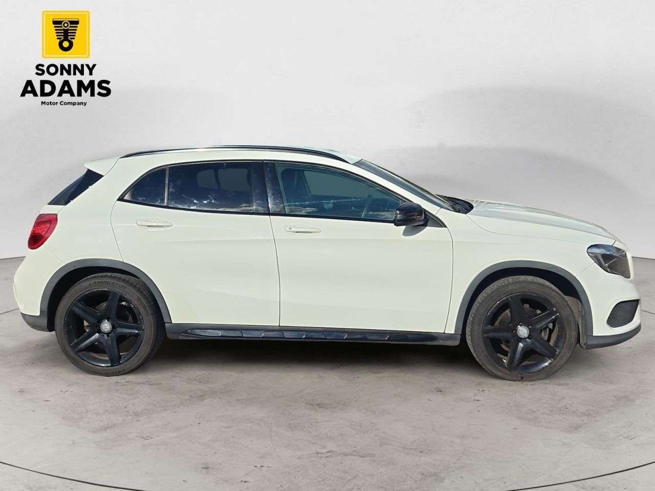 A 2015 MERCEDES-BENZ GLA 2.1 GLA200d AMG Line SUV 5dr Diesel 7G-DCT Euro 6 (s/s) (136 ps) A 2015 MERCEDES-BENZ GLA 2.1 GLA200d AMG Line SUV 5dr Diesel 7G-DCT Euro 6 (s/s) (136 ps)
