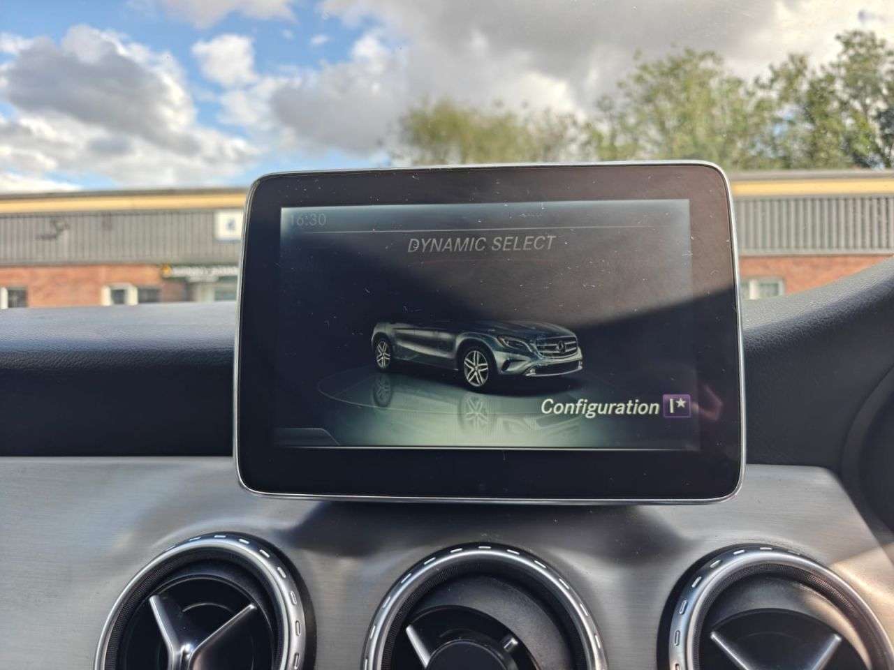 2015 MERCEDES-BENZ GLA 2015 MERCEDES-BENZ GLA