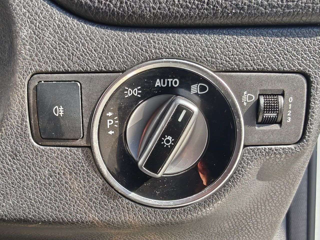2015 MERCEDES-BENZ GLA 2015 MERCEDES-BENZ GLA