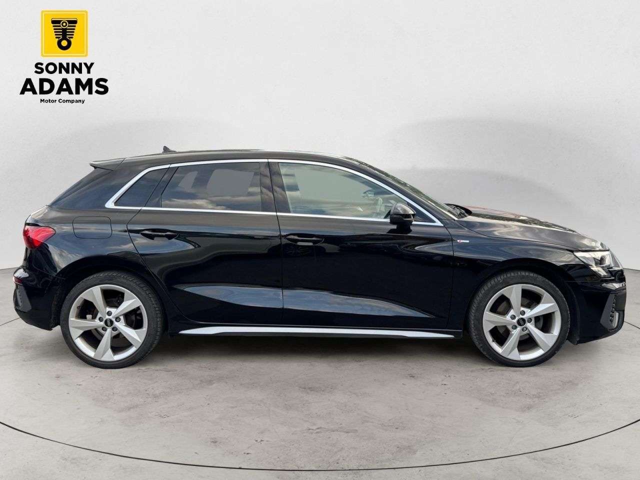 A 2023 AUDI A3 1.0 TFSI 30 S line Sportback 5dr Petrol Manual Euro 6 (s/s) (110 ps) A 2023 AUDI A3 1.0 TFSI 30 S line Sportback 5dr Petrol Manual Euro 6 (s/s) (110 ps)