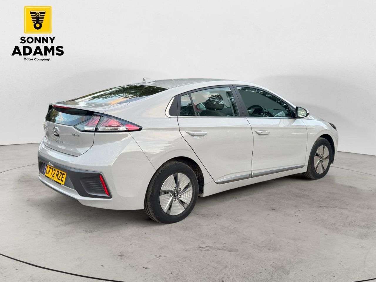 2022 HYUNDAI IONIQ 2022 HYUNDAI IONIQ