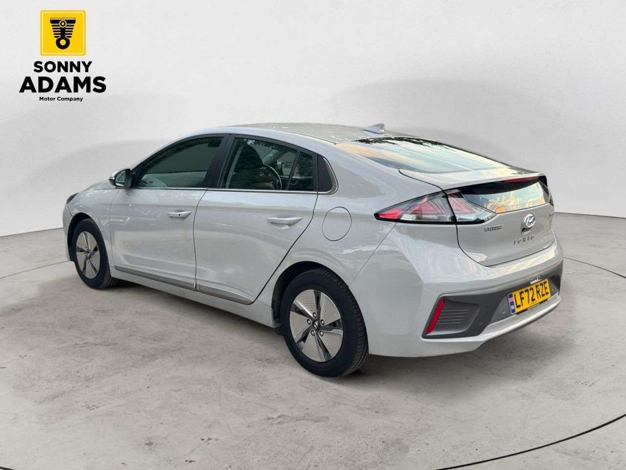 2022 HYUNDAI IONIQ 2022 HYUNDAI IONIQ