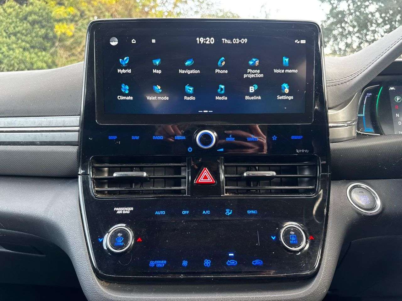 2022 HYUNDAI IONIQ 2022 HYUNDAI IONIQ