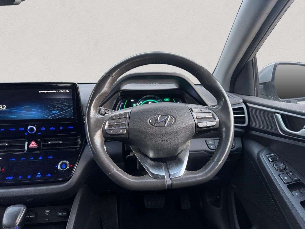 2022 HYUNDAI IONIQ 2022 HYUNDAI IONIQ