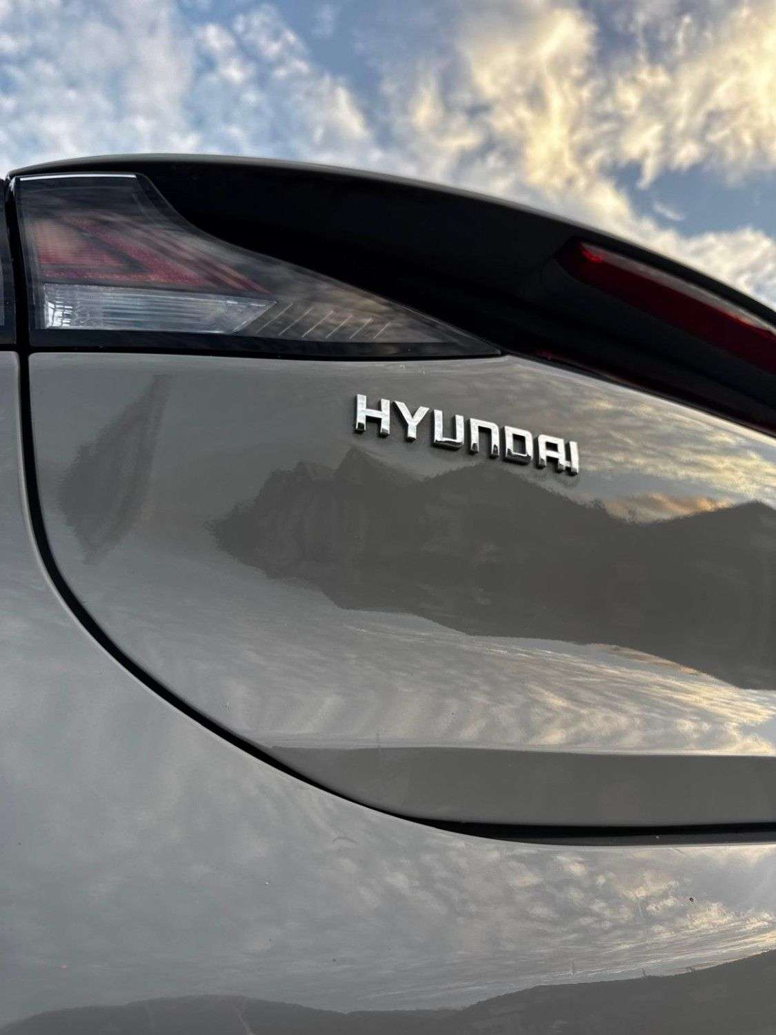 2022 HYUNDAI IONIQ 2022 HYUNDAI IONIQ
