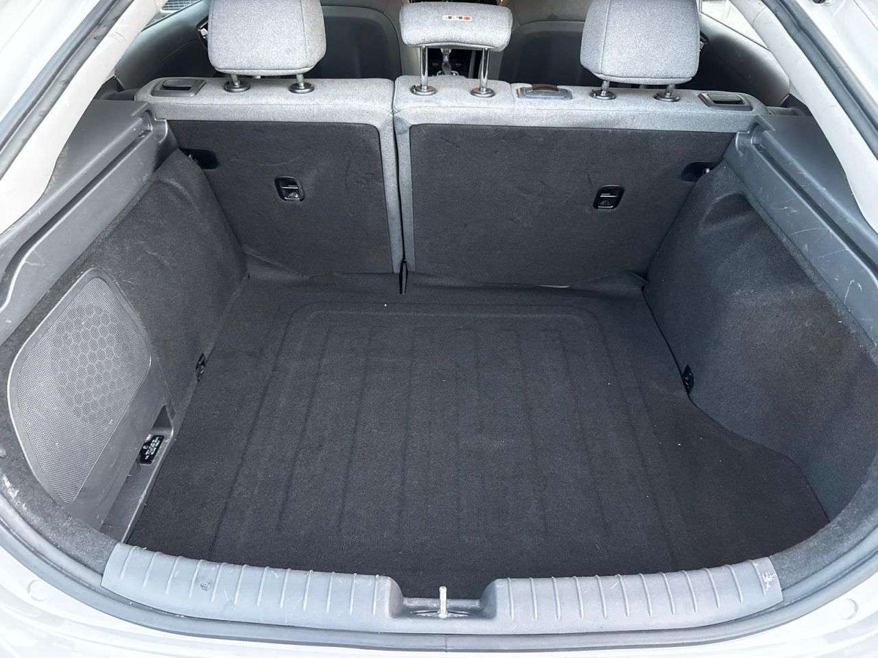 2022 HYUNDAI IONIQ 2022 HYUNDAI IONIQ