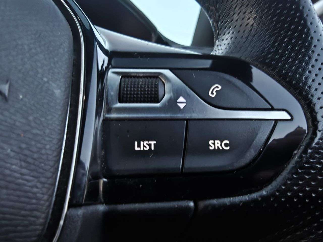 2023 PEUGEOT 5008 2023 PEUGEOT 5008