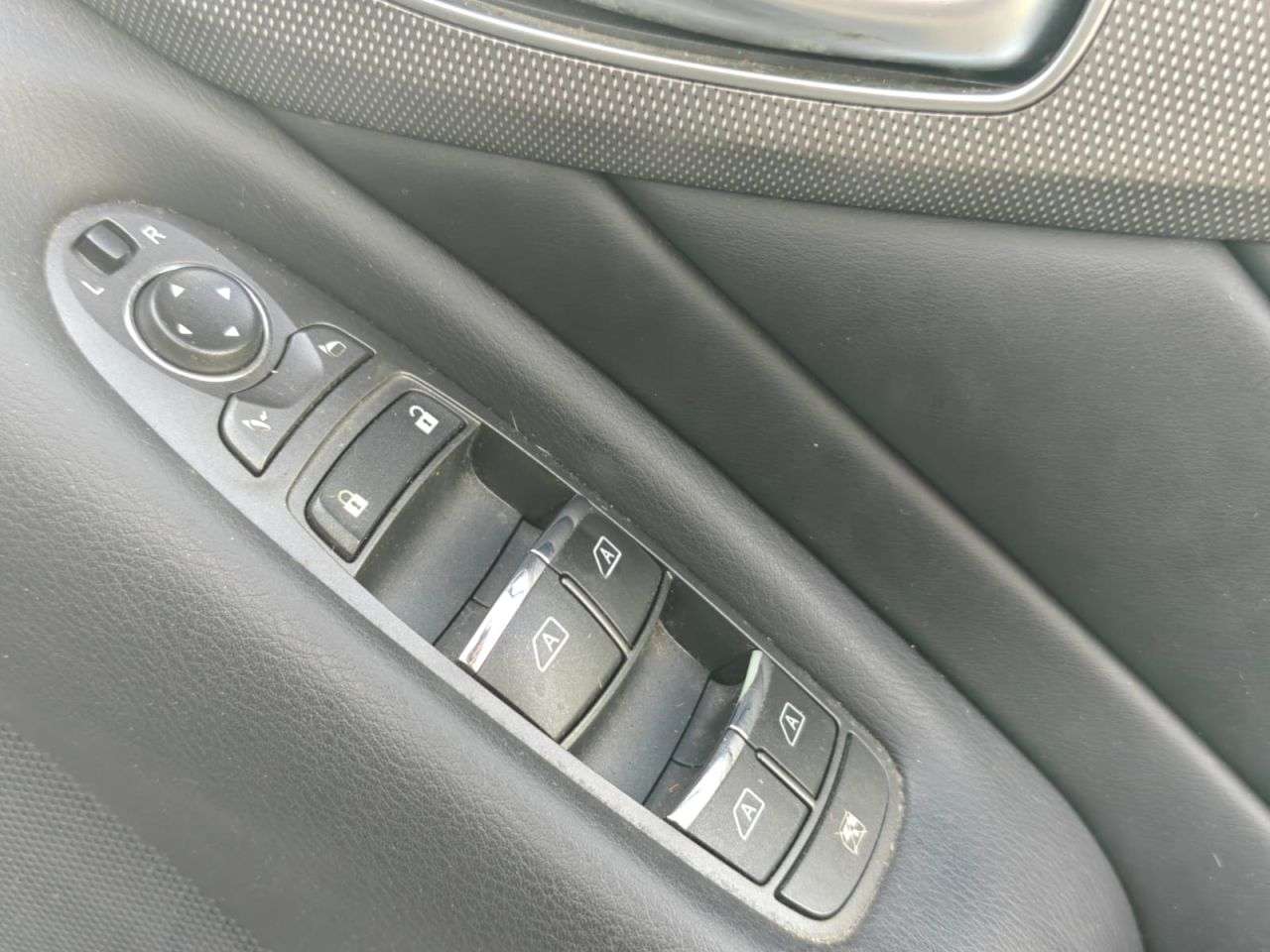 2017 INFINITI Q50 2017 INFINITI Q50