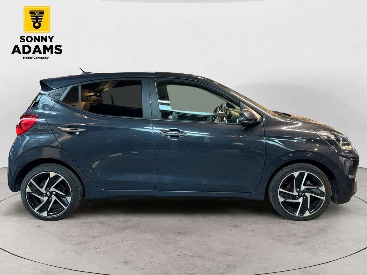 A 2023 HYUNDAI I10 1.0 Premium Hatchback 5dr Petrol Auto Euro 6 (s/s) (67 ps) A 2023 HYUNDAI I10 1.0 Premium Hatchback 5dr Petrol Auto Euro 6 (s/s) (67 ps)