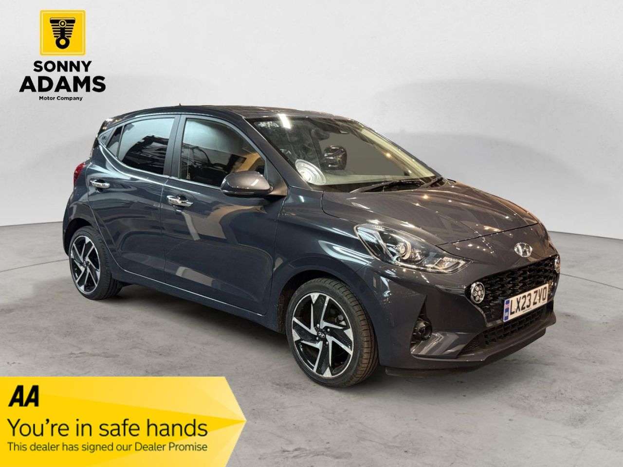 A 2023 HYUNDAI I10 1.0 Premium Hatchback 5dr Petrol Auto Euro 6 (s/s) (67 ps) A 2023 HYUNDAI I10 1.0 Premium Hatchback 5dr Petrol Auto Euro 6 (s/s) (67 ps)