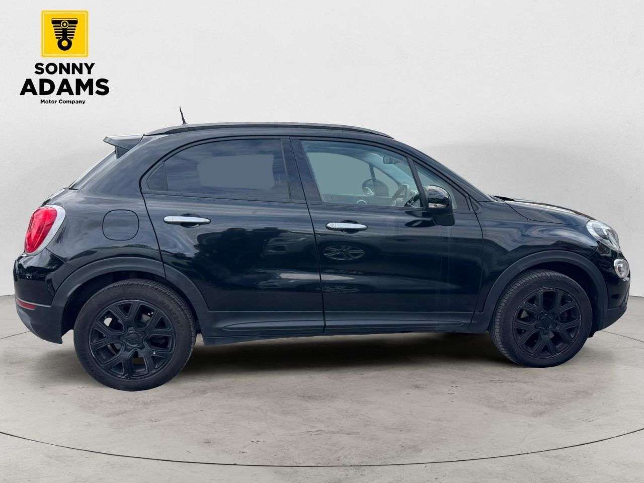 A 2016 FIAT 500X 1.6 MultiJetII Cross SUV 5dr Diesel Manual Euro 6 (s/s) (120 ps) A 2016 FIAT 500X 1.6 MultiJetII Cross SUV 5dr Diesel Manual Euro 6 (s/s) (120 ps)