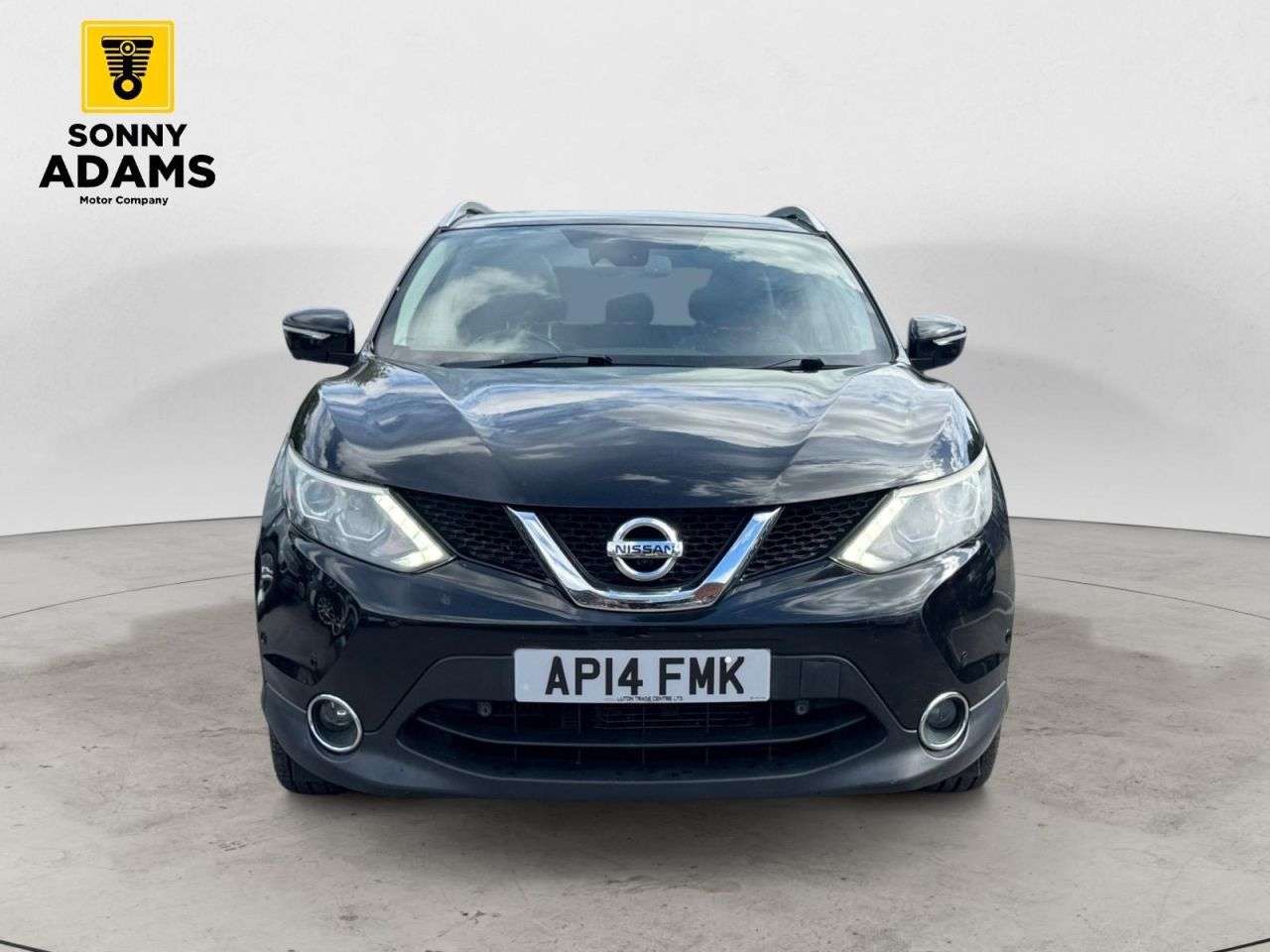A 2014 NISSAN QASHQAI 1.6 dCi Tekna SUV 5dr Diesel XTRON 2WD Euro 5 (s/s) (130 ps) A 2014 NISSAN QASHQAI 1.6 dCi Tekna SUV 5dr Diesel XTRON 2WD Euro 5 (s/s) (130 ps)