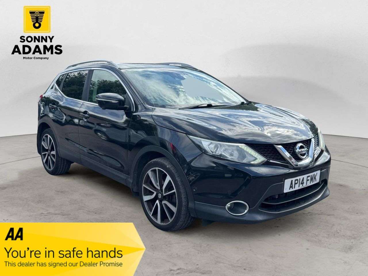 A 2014 NISSAN QASHQAI 1.6 dCi Tekna SUV 5dr Diesel XTRON 2WD Euro 5 (s/s) (130 ps) A 2014 NISSAN QASHQAI 1.6 dCi Tekna SUV 5dr Diesel XTRON 2WD Euro 5 (s/s) (130 ps)