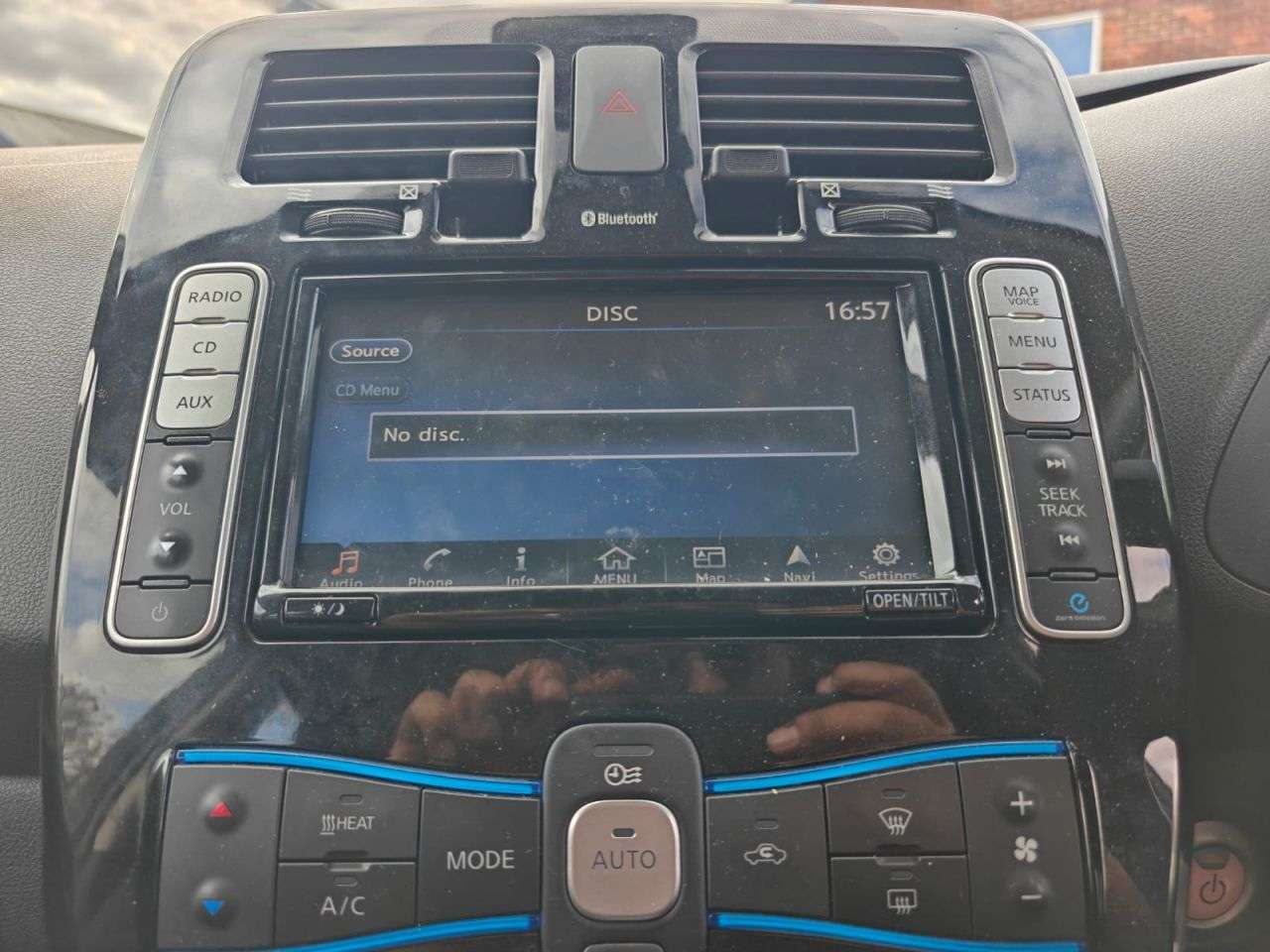 2017 NISSAN LEAF 2017 NISSAN LEAF