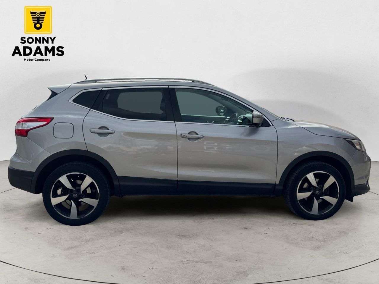 A 2016 NISSAN QASHQAI 1.5 dCi N-Connecta SUV 5dr Diesel Manual 2WD Euro 6 (s/s) (110 ps) A 2016 NISSAN QASHQAI 1.5 dCi N-Connecta SUV 5dr Diesel Manual 2WD Euro 6 (s/s) (110 ps)