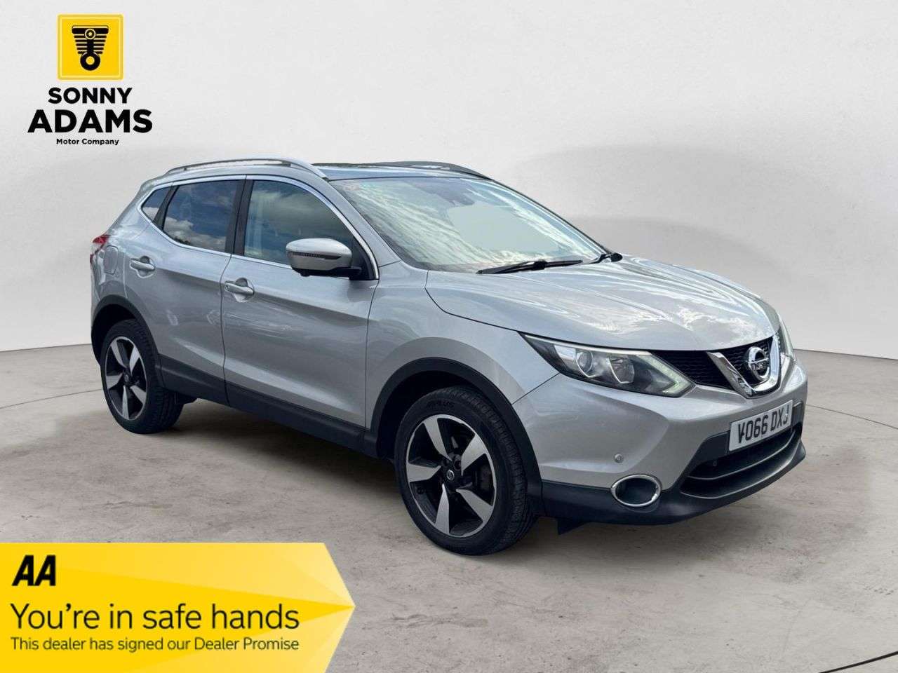 A 2016 NISSAN QASHQAI 1.5 dCi N-Connecta SUV 5dr Diesel Manual 2WD Euro 6 (s/s) (110 ps) A 2016 NISSAN QASHQAI 1.5 dCi N-Connecta SUV 5dr Diesel Manual 2WD Euro 6 (s/s) (110 ps)