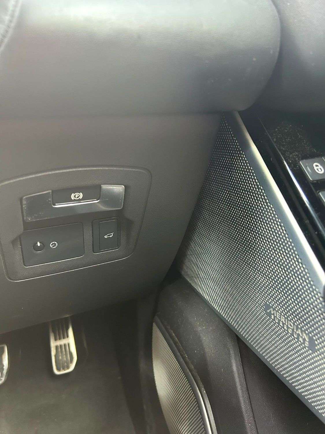 2017 LAND ROVER RANGE ROVER VELAR 2017 LAND ROVER RANGE ROVER VELAR