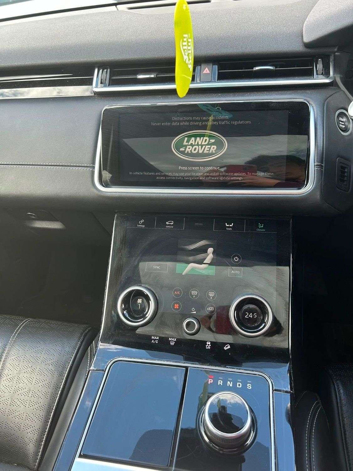 2017 LAND ROVER RANGE ROVER VELAR 2017 LAND ROVER RANGE ROVER VELAR