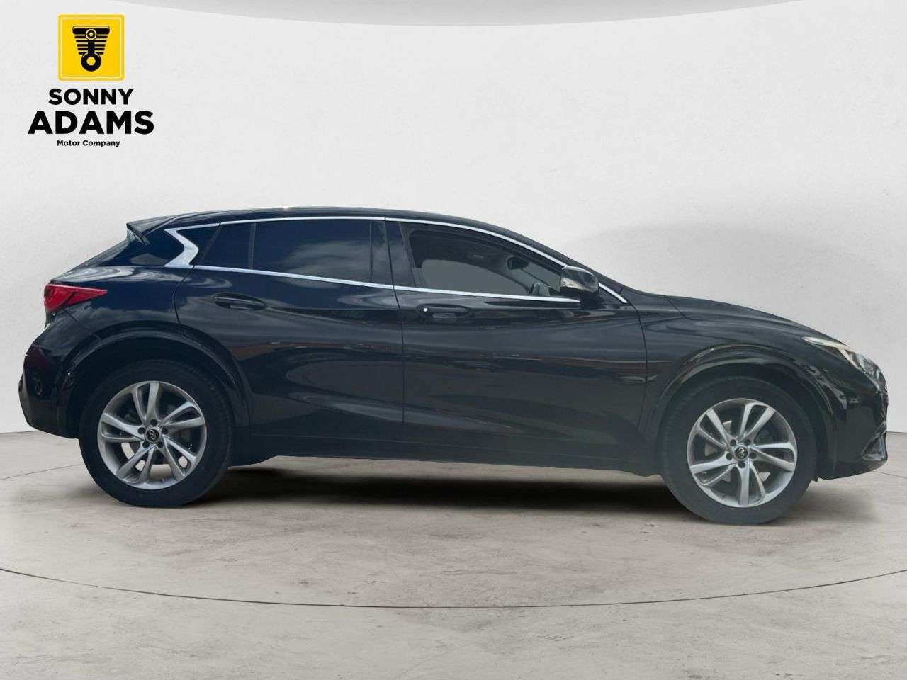A 2017 INFINITI Q30 1.6T SE Hatchback 5dr Petrol Manual Euro 6 (s/s) (122 ps) A 2017 INFINITI Q30 1.6T SE Hatchback 5dr Petrol Manual Euro 6 (s/s) (122 ps)