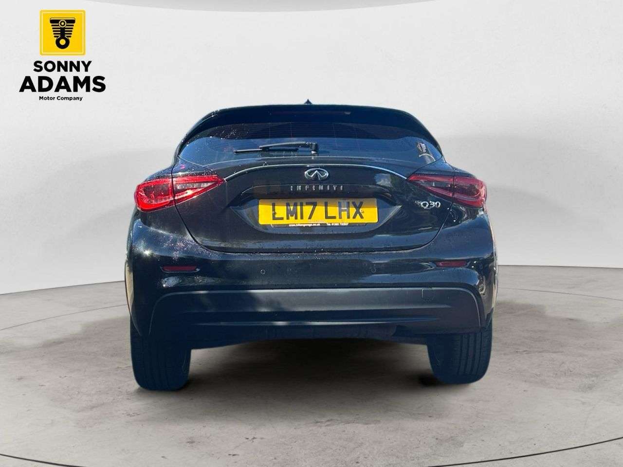 2017 INFINITI Q30 2017 INFINITI Q30