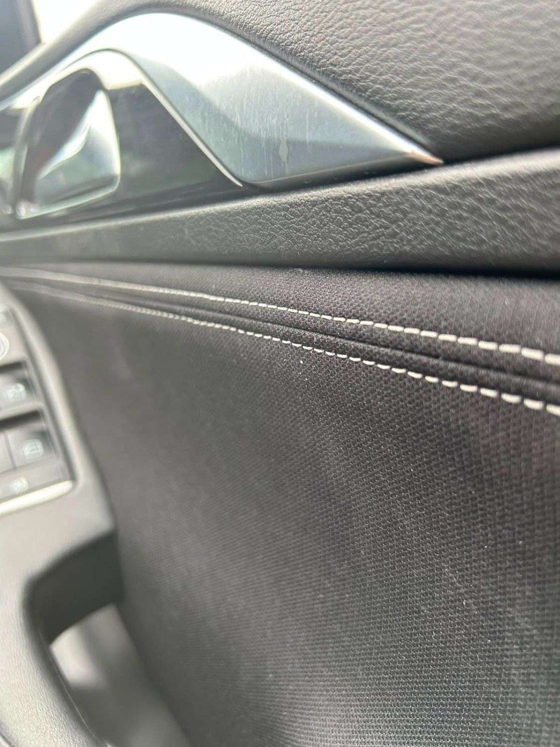 2017 INFINITI Q30 2017 INFINITI Q30