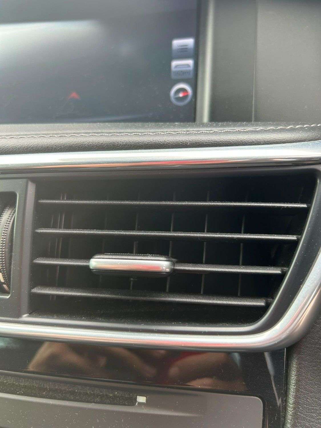 2017 INFINITI Q30 2017 INFINITI Q30