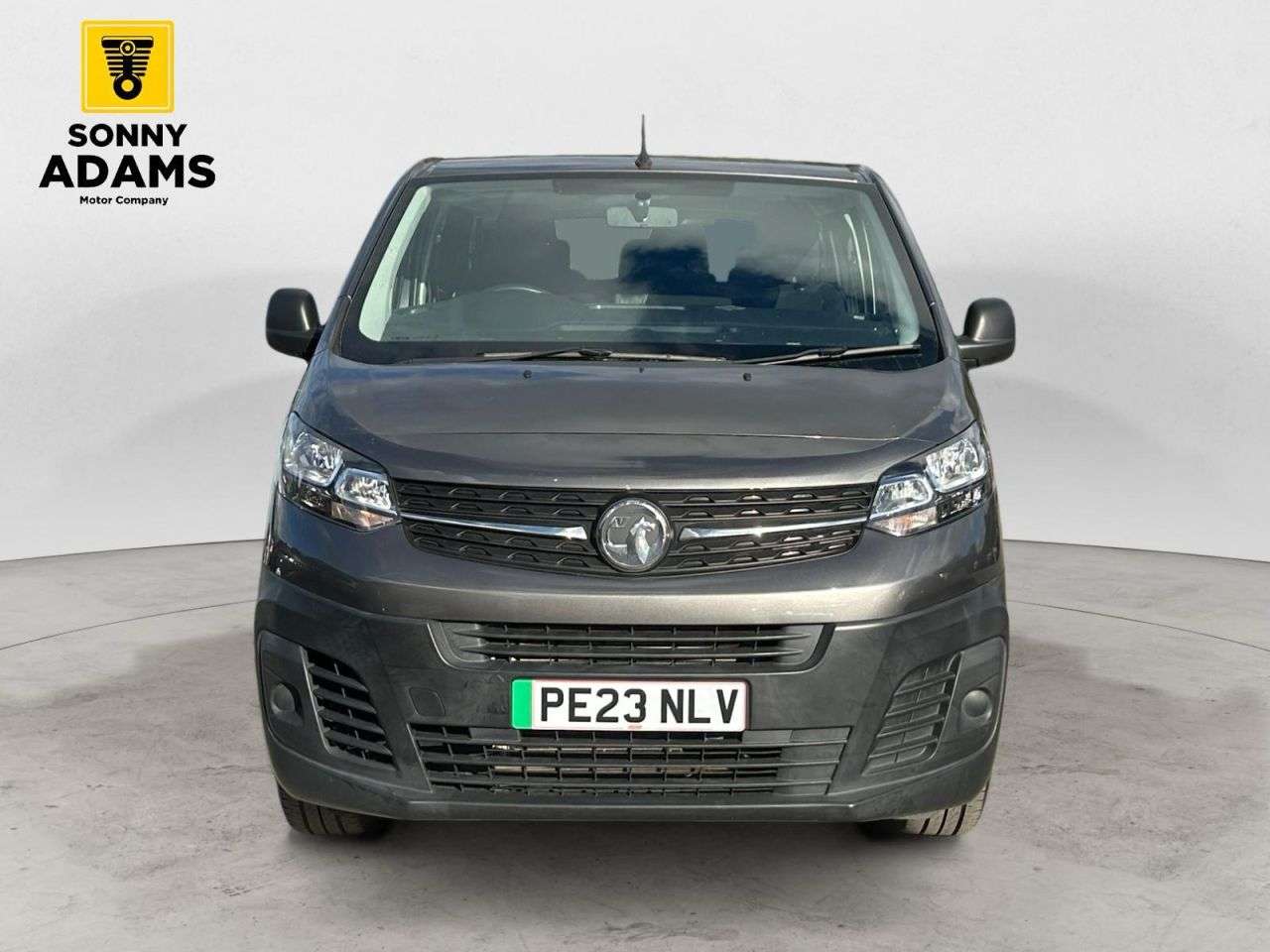 A 2023 VAUXHALL VIVARO LIFE ELECTRIC 50kWh Combi MPV 5dr Electric Auto LWB (9 Seat, 7.4kW Charger) (136 ps) A 2023 VAUXHALL VIVARO LIFE ELECTRIC 50kWh Combi MPV 5dr Electric Auto LWB (9 Seat, 7.4kW Charger) (136 ps)