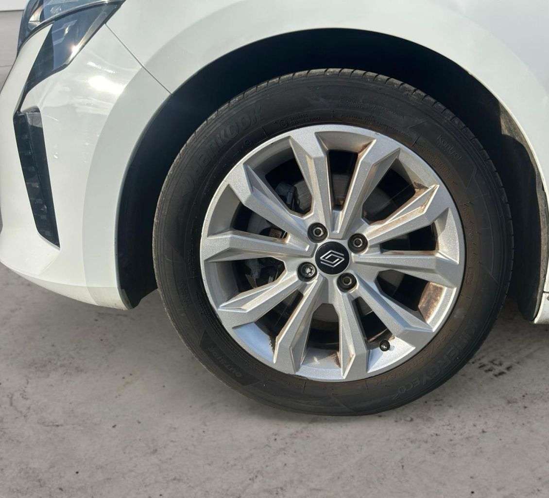 2025 RENAULT CLIO 2025 RENAULT CLIO