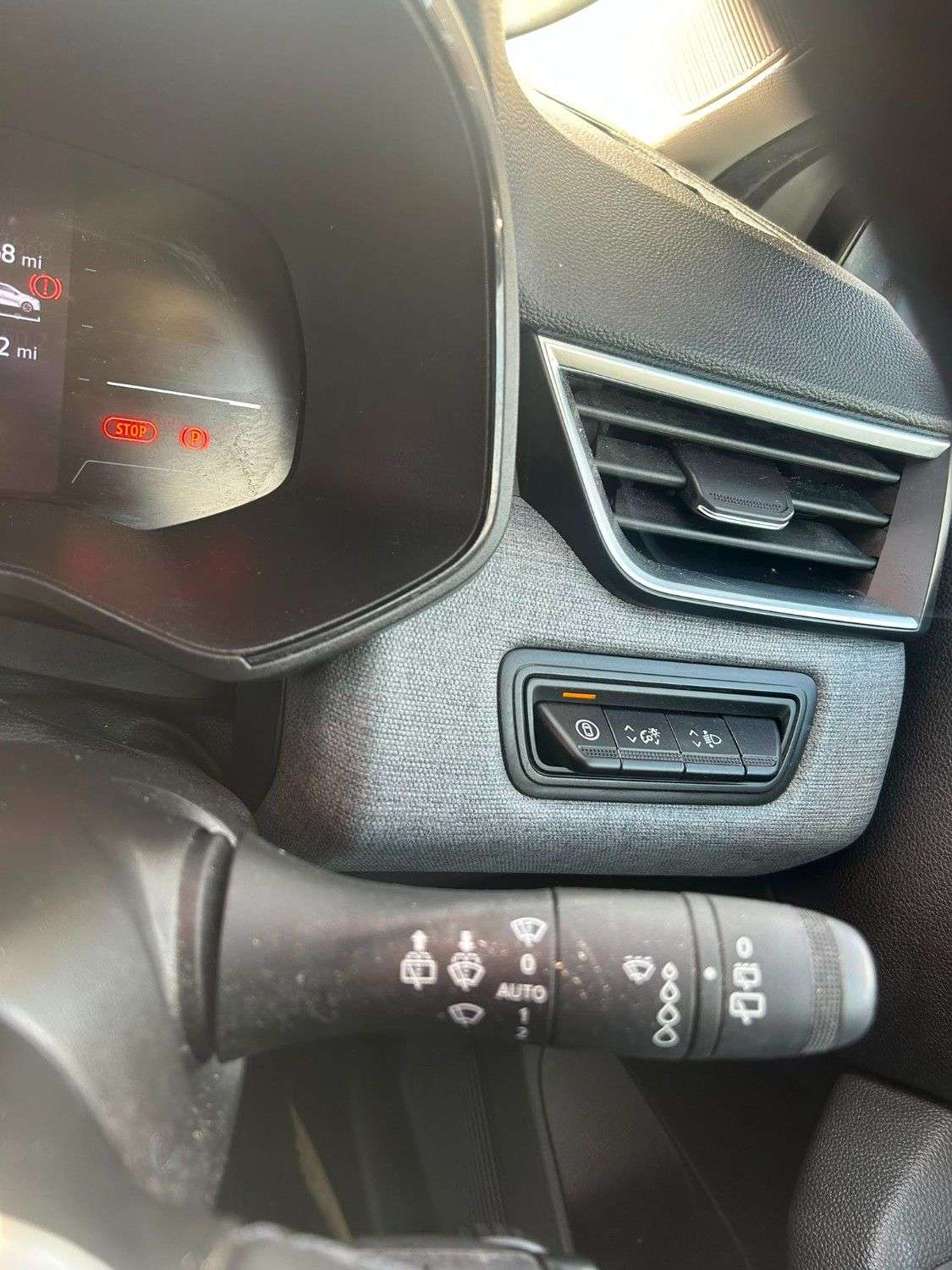 2025 RENAULT CLIO 2025 RENAULT CLIO