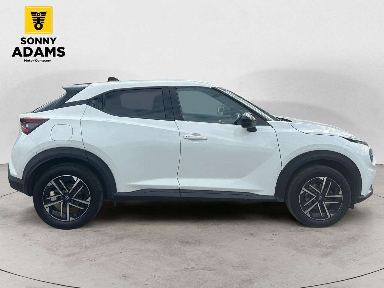 A 2024 NISSAN JUKE 1.0 DIG-T N-Connecta SUV 5dr Petrol Manual Euro 6 (s/s) (114 ps) A 2024 NISSAN JUKE 1.0 DIG-T N-Connecta SUV 5dr Petrol Manual Euro 6 (s/s) (114 ps)