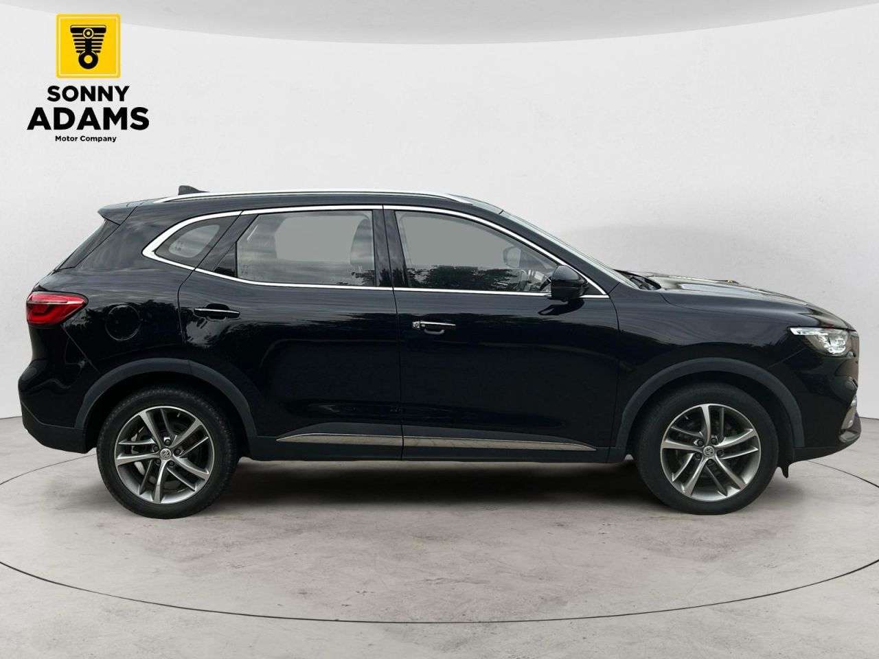 A 2022 MG MG HS 1.5 T-GDI 16.6kWh Excite SUV 5dr Petrol Plug-in Hybrid Auto Euro 6 (s/s) (2 A 2022 MG MG HS 1.5 T-GDI 16.6kWh Excite SUV 5dr Petrol Plug-in Hybrid Auto Euro 6 (s/s) (2