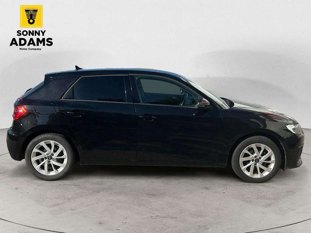 A 2023 AUDI A1 1.0 TFSI 25 Sport Sportback 5dr Petrol S Tronic Euro 6 (s/s) (95 ps) A 2023 AUDI A1 1.0 TFSI 25 Sport Sportback 5dr Petrol S Tronic Euro 6 (s/s) (95 ps)