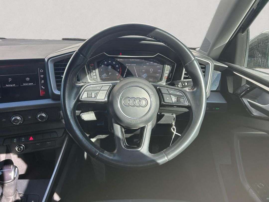 2023 AUDI A1 2023 AUDI A1