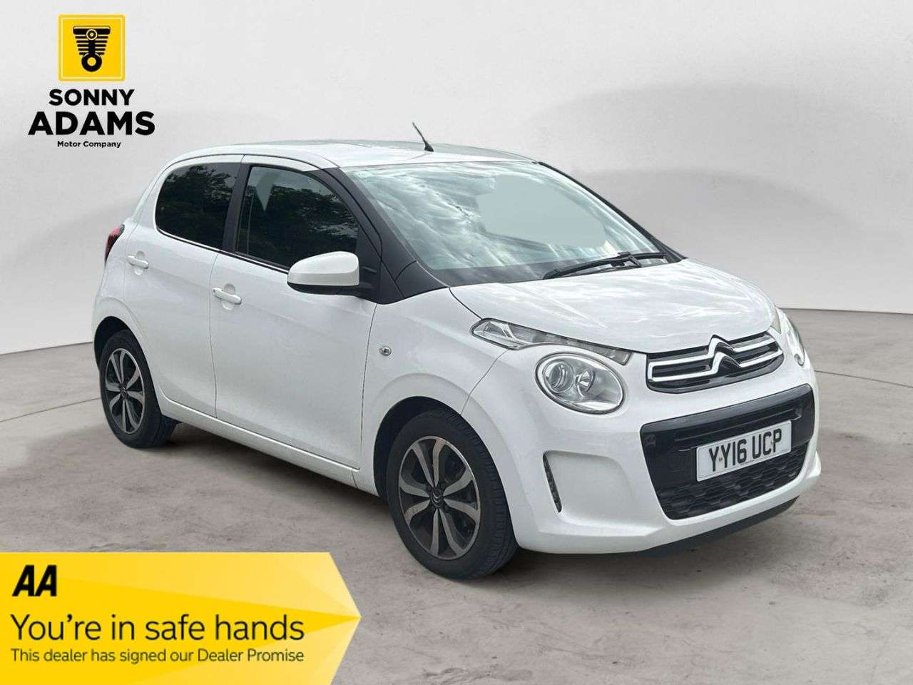 A 2016 CITROEN C1 1.2 PureTech Flair Hatchback 5dr Petrol Manual Euro 6 (82 ps) A 2016 CITROEN C1 1.2 PureTech Flair Hatchback 5dr Petrol Manual Euro 6 (82 ps)