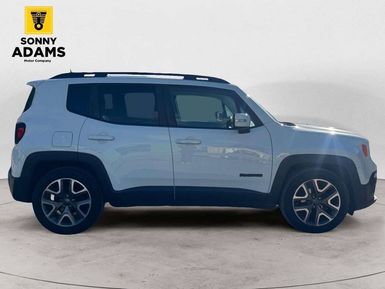 A 2017 JEEP RENEGADE 2.0 MultiJetII Trailhawk SUV 5dr Diesel Auto 4WD Euro 6 (s/s) (170 ps) A 2017 JEEP RENEGADE 2.0 MultiJetII Trailhawk SUV 5dr Diesel Auto 4WD Euro 6 (s/s) (170 ps)