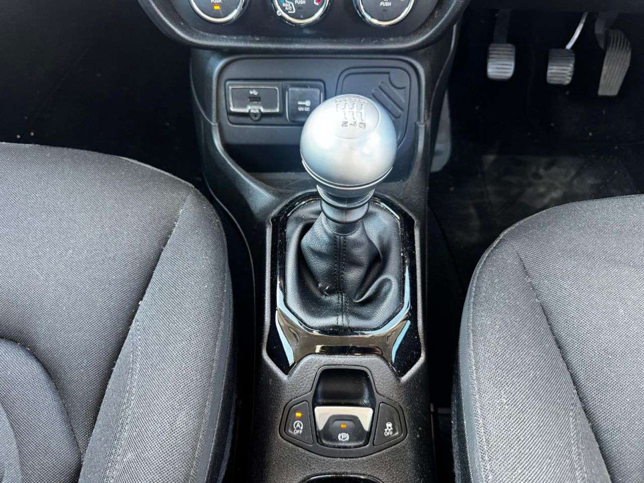 2017 JEEP RENEGADE 2017 JEEP RENEGADE