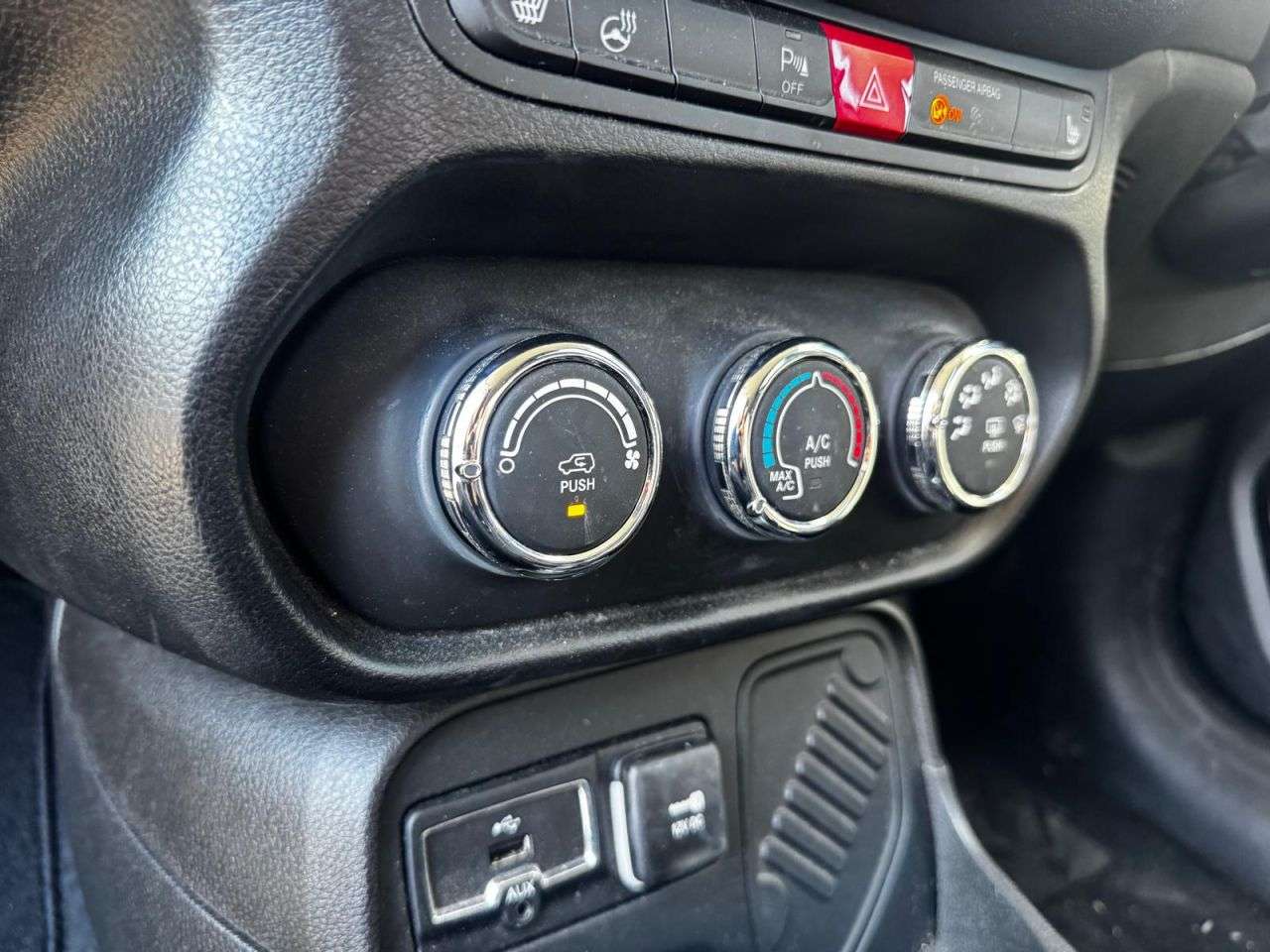 2017 JEEP RENEGADE 2017 JEEP RENEGADE