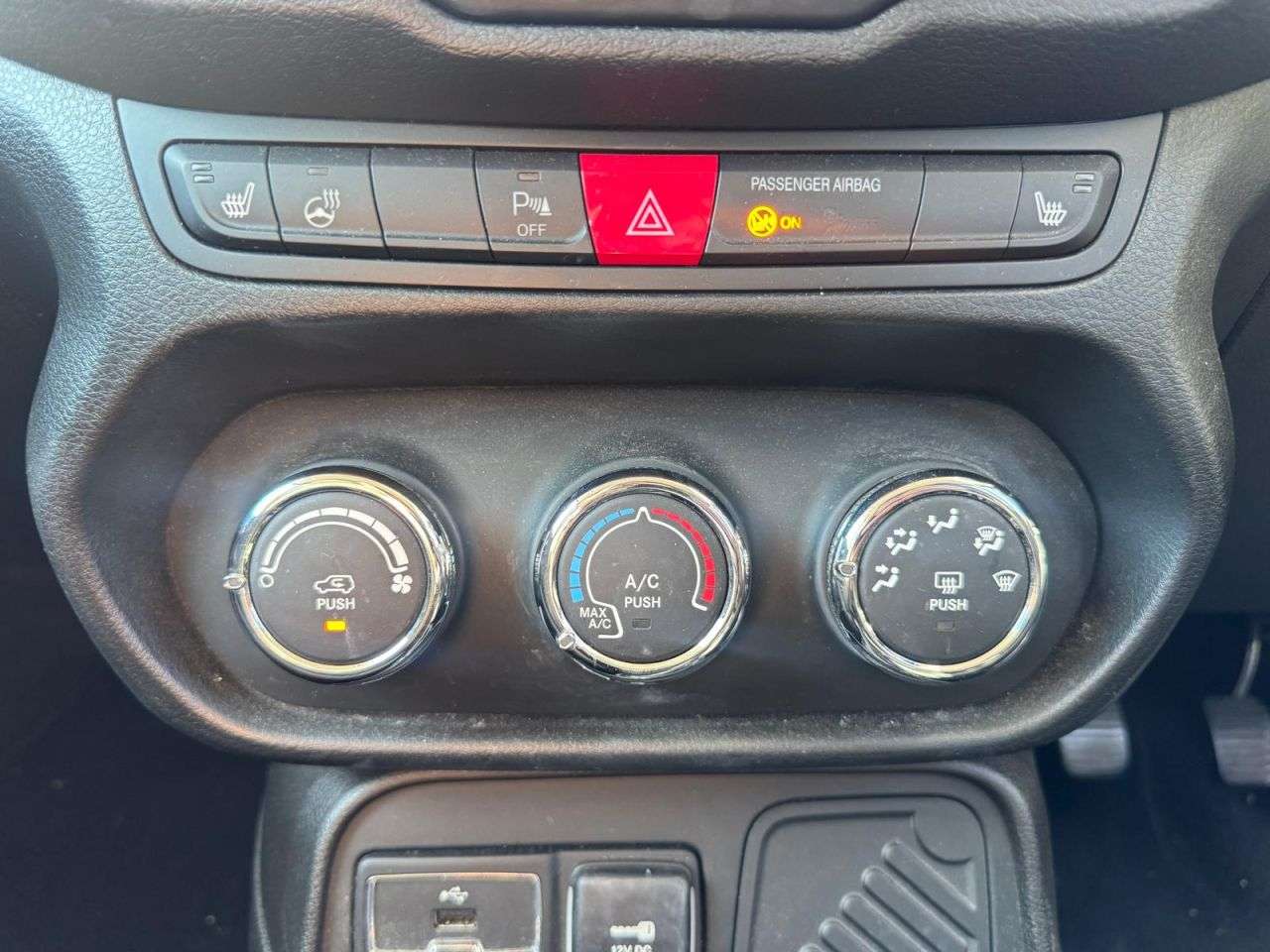 2017 JEEP RENEGADE 2017 JEEP RENEGADE
